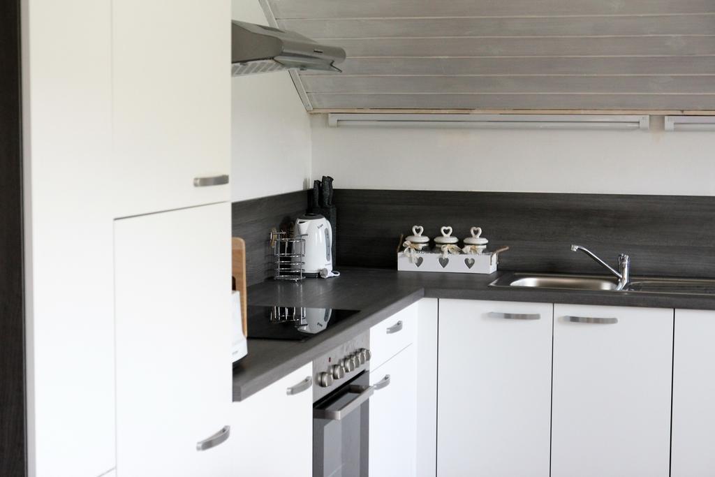 Lake House Apartment Medvode Εξωτερικό φωτογραφία