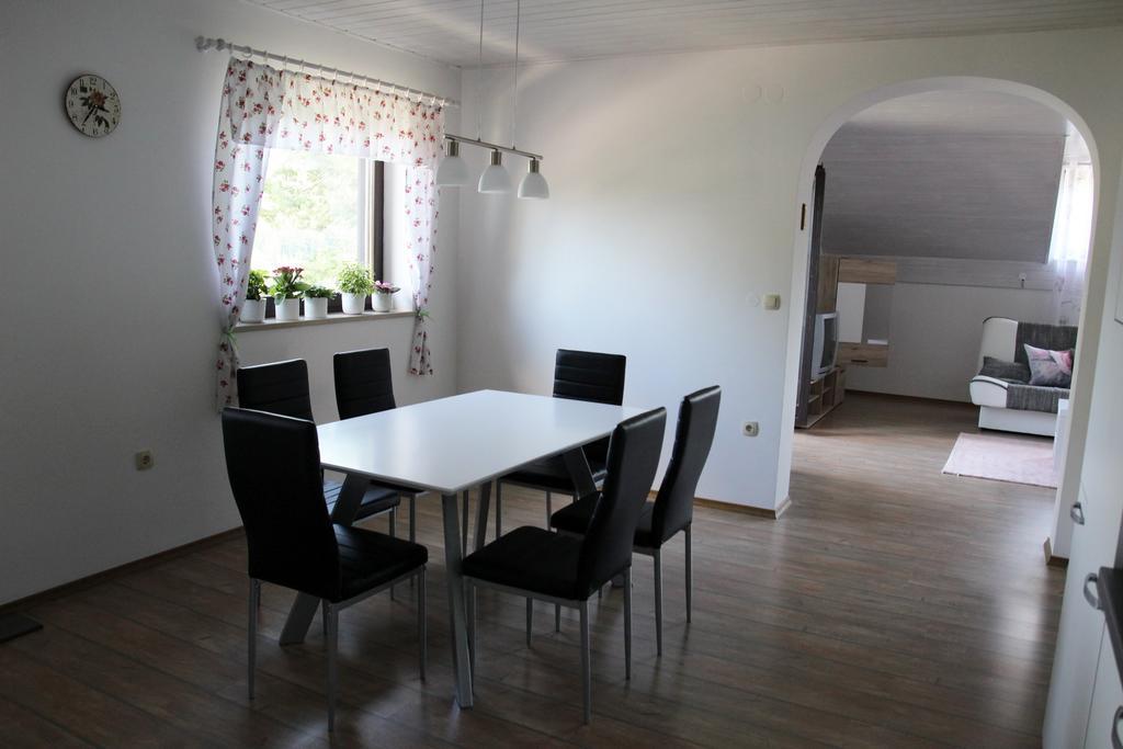 Lake House Apartment Medvode Εξωτερικό φωτογραφία